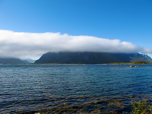 포토 JPG 해외이미지 호수 바다 섬 여행 자연 산 노르웨이 풍경 사람없음 물 여름 태양 여행객 계곡 맑음 침묵 하이킹 자유 시골 만 언덕 그림 해외202004 해외포토 자연요소 계절 유럽 컨셉 레저 날씨 사람 소리 생태계 파일형식 이미지허브