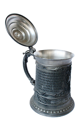 포토 JPG 해외이미지 디자인 맥주 독일 사람없음 장식 머그컵 골동품 술집 은색 복고 판화 유리주전자 해외202004 해외포토 유럽 컬러 유리 주전자 주류 미술 컵 파일형식 이미지허브