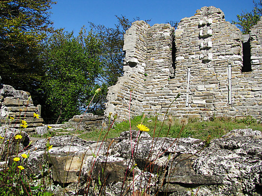 포토 JPG 해외이미지 전통 기독교 종교 문화 벽 여행 건축양식 하늘 프레임 사람없음 야외 성당 교회 바위 죽음 사찰 영혼 역사 큼 폐허 아치 러시아 과거 비잔틴 옛날 웅장함 제단 스타일 해외202004 해외포토 건축 유럽 컨셉 종교건축 건물 돌_바위 크기 제국 파일형식 이미지허브