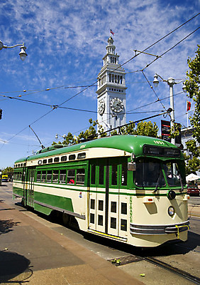 포토 JPG 해외이미지 주간 나무 구름 도로 시계 여행 북아메리카 오렌지 교통시설 모션 자동차 하늘 거리 협상 사람없음 야외 건물 세로 초록색 사무실 탑 미국 기차 도시 보행로 시장 시계탑 샌프란시스코 해외202004 해외포토 자연요소 식물 건축물 길 육상교통 컬러 교통 과일 비즈니스 대중교통 아메리카 시설 파일형식 이미지허브