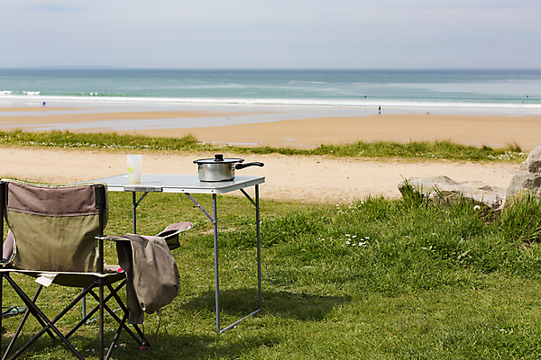 포토 JPG 해외이미지 나무 구름 공원 호수 바다 여행 캐나다 벤치 의자 자연 탁자 하늘 휴식 산 풍경 사람없음 야외 목재 물 여름 숲 그늘 해외202004 해외포토 자연요소 식물 계절 공공시설 가구 컨셉 북아메리카 재료 생태계 파일형식 이미지허브