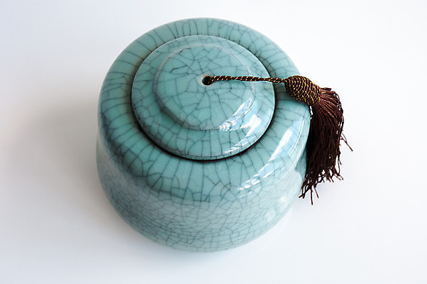 포토 JPG 해외이미지 전통 문화 커피 음료 음식 유리 휴가 봉투 선물 이벤트 사람없음 장식 컵 초록색 상자 갈색 주방 중국 흰색 발표 차 컨테이너 찻주전자 패키지 수납 짐싸기 고립 구식 보유 옛날 요금 해외202004 해외포토 식기 산업 아시아 컬러 재질 주전자 파일형식 이미지허브