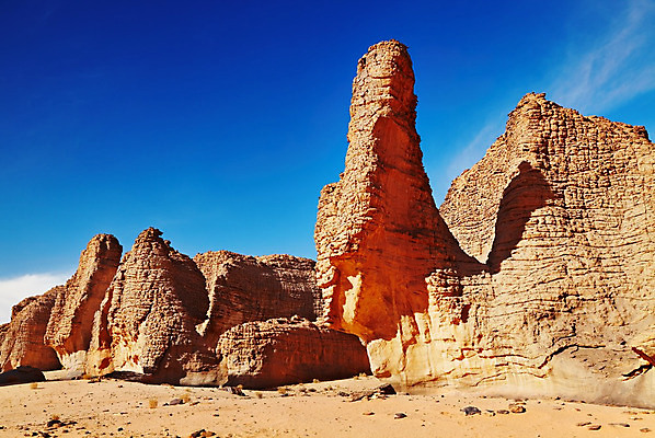 포토 JPG 해외이미지 공원 모래 여행 아프리카 자연 하늘 건조 풍경 사람없음 야외 사막 황무지 모래언덕 암초 가뭄 사암 사하라 알제리 해외202004 해외포토 공공시설 나라 날씨 돌_바위 언덕 생태계 파일형식 이미지허브