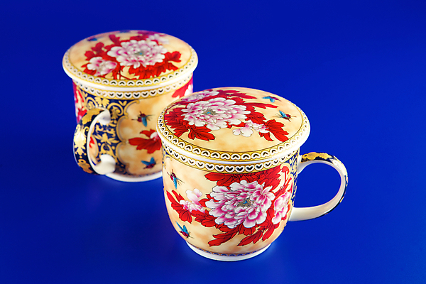 포토 JPG 해외이미지 전통 라이프스타일 접시 꽃 커피 음료 백그라운드 아침 따뜻함 건강 사람없음 컵 빨간색 파란색 갈색 노란색 중국 에너지 머그컵 기구 신선 뜨거움 도자기 맛 상품 컨테이너 오브젝트 질감 향기 아로마 점토 단절 양조 카페인 많음 해외202004 해외포토 주간 식물 식기 산업 아시아 컬러 컨셉 생활 냄새 파일형식 이미지허브