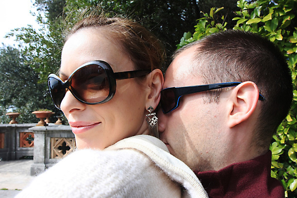 포토 JPG 해외이미지 라이프스타일 커플 여유 관계 함께함 사랑 미소 사람 야외 두명 내추럴 해외202004 해외포토 감정 컨셉 표정 생활 파일형식 이미지허브