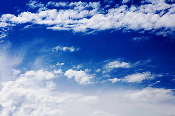 포토 JPG 해외이미지 구름 계절 바다 백그라운드 패턴 자연 벽지 하늘 아침 날씨 휴가 풍경 사람없음 야외 여름 파란색 빛 햇빛 우주 환경 맑음 자유 흰색 오픈 순수 장면 천국 솜털 스카이라인 내추럴 수평선 해외202004 해외포토 주간 자연요소 컬러 컨셉 무늬 태양 생태계 파일형식 이미지허브