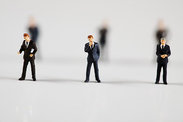 포토 JPG 해외이미지 협력 실내 사람없음 아웃포커스 금융 비즈니스맨 그룹 흰배경 금융비즈니스 인물미니어처 해외202004 해외포토 남자 백그라운드 비즈니스 촬영기법 내부 경제 미니어처 흰색 직장인 파일형식 이미지허브