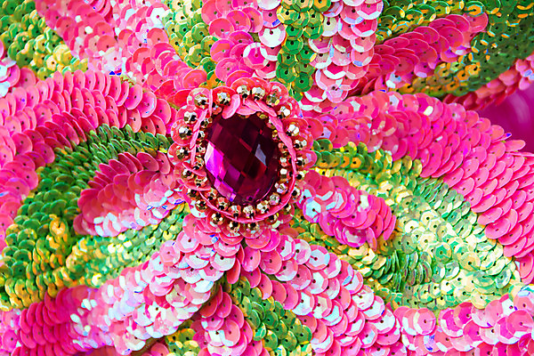 포토 JPG 해외이미지 드레스 백그라운드 패턴 추상 동양인 사람없음 빛 파티 유행 금속 직물 화려 황금 고급 저녁 질감 디스코 브라질 해외202004 해외포토 옷 음악 컨셉 무늬 재질 인종 이벤트 춤 남아메리카 야간 파일형식 이미지허브