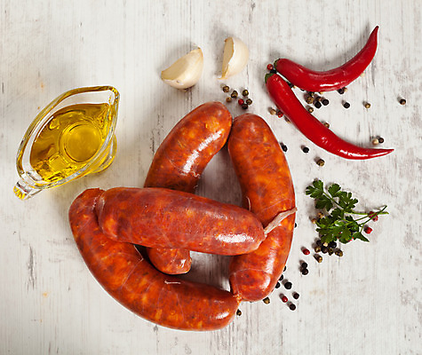 포토 JPG 해외이미지 음식 고추 육류 돼지고기 사람없음 빨간색 이탈리아 소시지 날것 향 성분 점심식사 영양분 핸드메이드 해외202004 해외포토 유럽 컬러 채소 식재료 식사 가공식품 파일형식 이미지허브