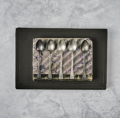 포토 JPG 해외이미지 사람없음 책 숟가락 수확 골동품 은색 티스푼 복고 레시피 옛날 줄서기 해외202004 해외포토 컬러 농업 모션 수저 파일형식 이미지허브