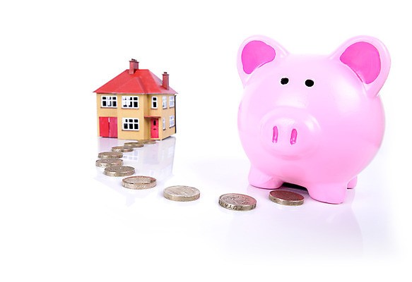 포토 JPG 해외이미지 건축물 컨셉 돈 비즈니스 부동산 거리 주택 아이디어 사람없음 가로 빨간색 금융 동전 저축 돼지저금통 성장 돼지 재산 구매 흰배경 가정경제 투자 파운드 수익 대출 해외202004 해외포토 건축 컬러 백그라운드 포유류 가정 건물 경제 쇼핑 저금통 흰색 파일형식 이미지허브