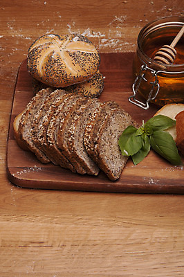 포토 JPG 해외이미지 식물 구름 전통 음식 빵 조각 백그라운드 다이어트 채소 과일 자연 탁자 하늘 아침 치즈 건조 파스타 건강 옥수수 씨앗 사람없음 목재 파란색 빛 갈색 주방 식사 빵집 맛 아침식사 상품 굽기 향수 준비 유기농 심플 밀가루 꿀 덩어리 작살 호밀 귀리 해외202004 해외포토 주간 자연요소 나무 웰빙 컬러 가구 컨셉 재료 유제품 곡류 서양음식 상점 화장품 가루 구이 생태계 파일형식 이미지허브