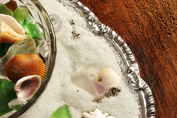 포토 JPG 해외이미지 디자인 모래 바다 여행 컨셉 장신구 자연 유리 조개 사람없음 목재 장식 모래사장 껍질 작음 수집 배열 질감 기념품 보물 내추럴 이국적 파라다이스 카피스페이스 해외202004 해외포토 나무 재료 재질 어패류 공백 크기 오브젝트 생태계 파일형식 이미지허브