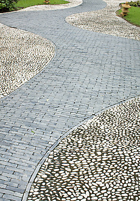 포토 JPG 해외이미지 건축물 공원 도로 여행 자연 거리 잔디 사람없음 계단 정원 바위 원형 예측 오솔길 조경 윤곽 단계 다음 해외202004 해외포토 도형 식물 공공시설 건축 길 컨셉 교통시설 돌_바위 생태계 파일형식 이미지허브