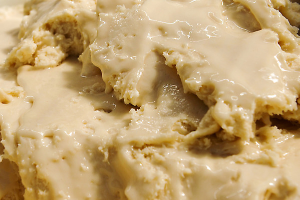 포토 JPG 해외이미지 동물 음료 음식 백그라운드 자연 건강 사탕 사람없음 목재 갈색 노란색 숟가락 시골 신선 조미료 액체 황금 붓기 달콤 떨어짐 굽기 먹기 순수 유기농 날것 시럽 꿀 반항 어려움 캐러멜 해외202004 해외포토 나무 웰빙 컬러 컨셉 재료 모션 디저트 수저 맛 구이 생태계 향미료 파일형식 이미지허브