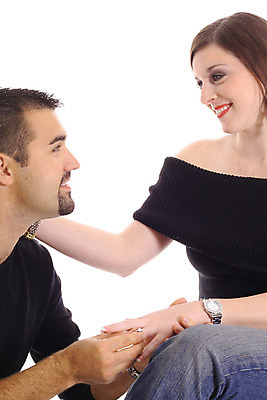 포토 JPG 해외이미지 커플 여자 기념일 남자 꽃 결혼 프로포즈 2 꽃무늬 가족 관계 결혼식 남편 함께함 사랑 미소 사람 두명 장미 놀람 신혼여행 흰색 축하 반지 아내 날짜 보석 집중 열정 다이아몬드 약혼 나눔 고립 영원 이혼 제안 충실 특별함 유대감 해외202004 해외포토 식물 감정 컬러 컨셉 무늬 장신구 표정 이벤트 광석 약속 파일형식 이미지허브