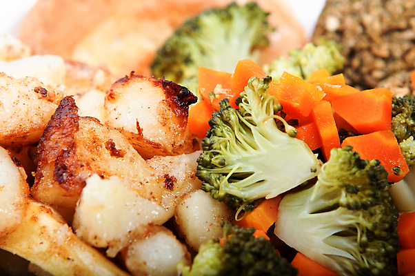 포토 JPG 해외이미지 음식 다이어트 감자 사람없음 식사 저녁식사 당근 브로콜리 굽기 스터핑 채식주의자 해외202004 해외포토 채소 뿌리채소 건강 구이 채식 파일형식 이미지허브