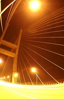 포토 JPG 도로 길 백그라운드 야경 가로등 사람없음 야외 빛 도시 고속도로 서해대교 서해안 가교 국내포토 건축물 공공시설 교통시설 다리_건축물 야간 파일형식 풍경_경치