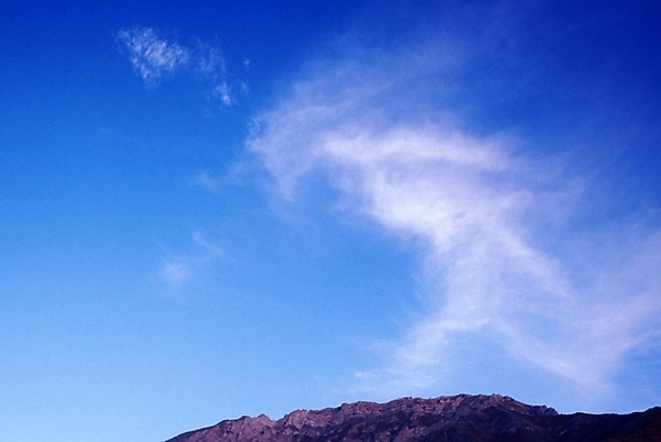 포토 JPG 주간 구름 해외풍경 해외 아시아 외국문화 자연 하늘 풍경 사람없음 야외 우즈베키스탄 국내포토 자연요소 나라 문화 생태계 중앙아시아 파일형식