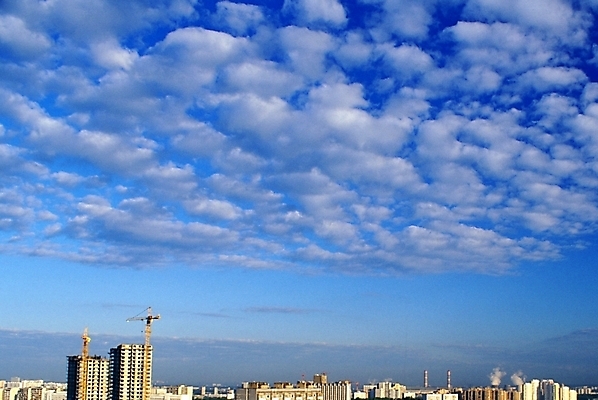 포토 JPG 주간 구름 해외풍경 해외 유럽 외국문화 자연 하늘 풍경 사람없음 야외 건물 러시아 국내포토 자연요소 건축물 나라 문화 생태계 파일형식