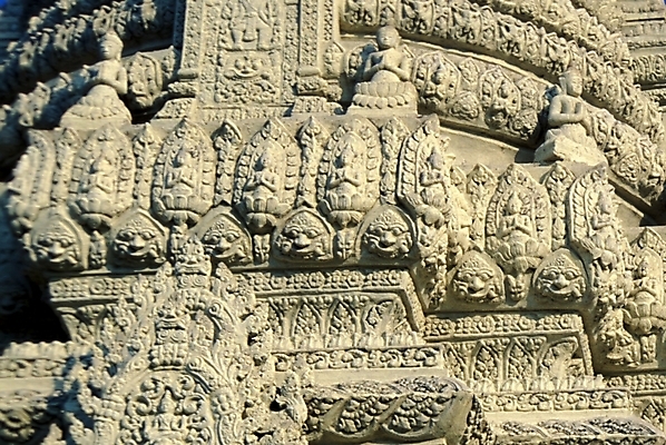 포토 JPG 주간 건축물 건축 조각 여행 유적 사람없음 야외 관광지 조각상 동남아시아 사찰 사원 작품 부조 조각_조소 국내포토 자연요소 전통 아시아 비즈니스 종교건축 미술 조형물 조소 파일형식