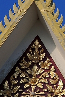 포토 JPG 주간 시설물 건축물 건축 아시아 조각 외국문화 여행 고건축 유적 해외건축 지붕 사람없음 야외 장식 관광지 동남아시아 동양건축 궁전 캄보디아 왕궁 로얄팰리스 캄보디아건축 캄보디아궁전 캄보디아문화 조각_조소 국내포토 자연요소 동양문화 전통 해외 나라 문화 조소 파일형식 동양