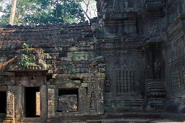 포토 JPG 주간 해외풍경 시설물 건축물 건축 아시아 외국문화 여행 고건축 유적 해외건축 자연 유물 풍경 사람없음 야외 관광지 동남아시아 문화재 사찰 사원 캄보디아 앙코르와트 국내포토 자연요소 전통 해외 나라 문화 비즈니스 종교건축 생태계 파일형식