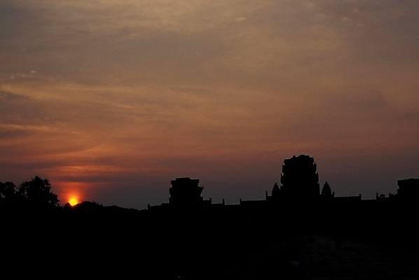 포토 JPG 주간 해외풍경 아시아 외국문화 자연 하늘 풍경 사람없음 야외 태양 일출 동남아시아 일몰 캄보디아 국내포토 자연요소 해외 나라 문화 노을 생태계 파일형식
