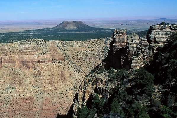 포토 JPG 주간 해외풍경 해외 외국문화 북아메리카 자연 하늘 산 아메리카 풍경 사람없음 야외 미국 돌산 암벽 기암절벽 독산 국내포토 자연요소 문화 절벽 대륙 생태계 파일형식