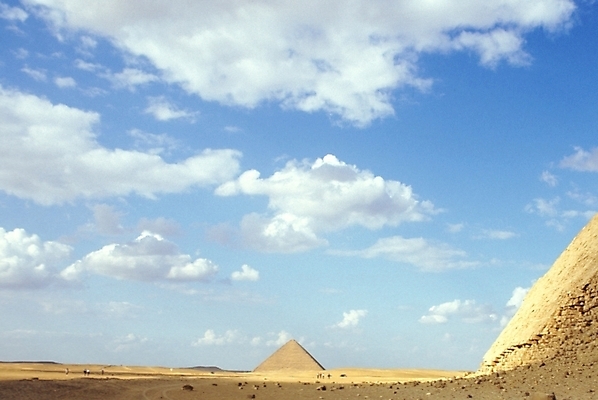 포토 JPG 주간 구름 해외풍경 시설물 건축 외국문화 고건축 유적 해외건축 아프리카 자연 하늘 이집트 풍경 사람없음 야외 세계문화유산 피라미드 이집트문화 아프리카건축 국내포토 자연요소 전통 해외 건축물 나라 문화 문화재 생태계 랜드마크 파일형식