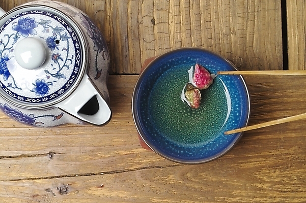 포토 JPG 한국전통 웰빙 음료 음식 사람없음 도자기 차 전통차 찻잔 다기 다도 찻주전자 꽃차 장미차 국내포토 전통 주전자 잔 한국 차_음료 예절 파일형식