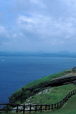 포토 JPG 주간 구름 바다 자연 하늘 풍경 초원 사람없음 야외 울타리 언덕 국내포토 자연요소 담장 생태계 파일형식