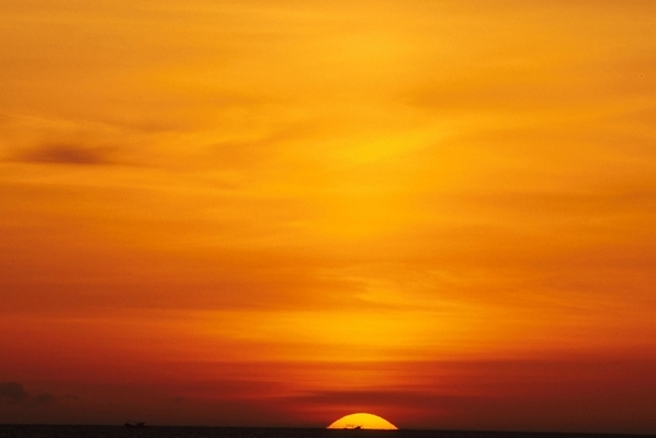 포토 JPG 구름 자연현상 자연 하늘 풍경 사람없음 야외 태양 일출 노을 일몰 국내포토 자연요소 생태계 파일형식
