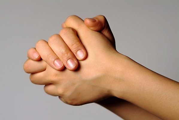 포토 스튜디오촬영 손 신체 실내 한명 사람 손짓 신체부위 양손 기도 손모으기 수신호 국내포토 1 모션 내부 파일형식