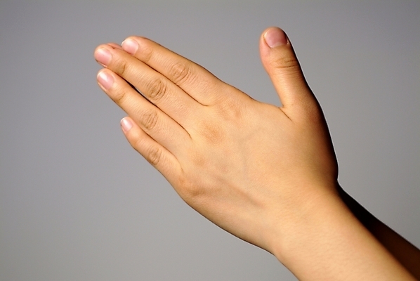 포토 스튜디오촬영 손 신체 실내 한명 사람 손짓 신체부위 양손 기도 손모으기 수신호 국내포토 1 모션 내부 파일형식