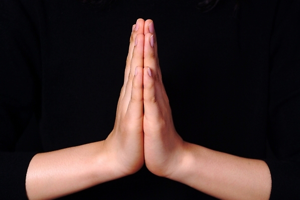 포토 스튜디오촬영 손 신체 실내 한명 사람 손짓 신체부위 양손 기도 손모으기 합장 수신호 국내포토 1 모션 내부 파일형식