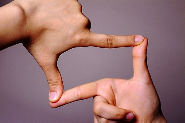 포토 스튜디오촬영 손 신체 실내 한명 사람 손짓 신체부위 직사각형 수신호 국내포토 도형 1 모션 내부 파일형식