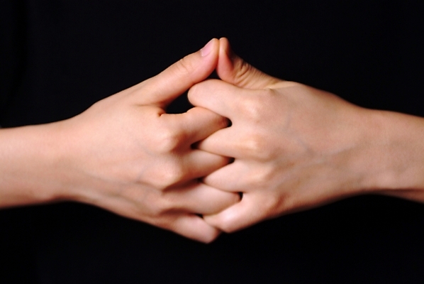 포토 스튜디오촬영 손 신체 실내 한명 사람 손짓 신체부위 깍지 수신호 국내포토 1 모션 내부 파일형식