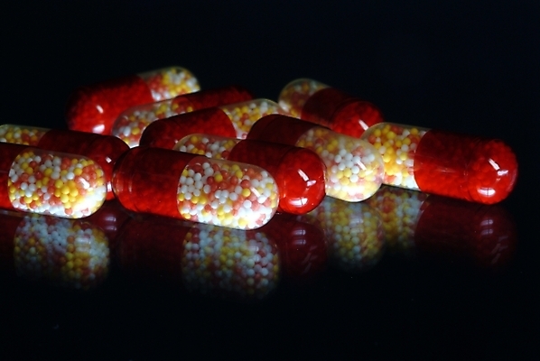 포토 JPG 스튜디오촬영 의학 실내 사람없음 알약 약 여러개 의료용품 오브젝트 국내포토 다수 의료기기 내부 파일형식