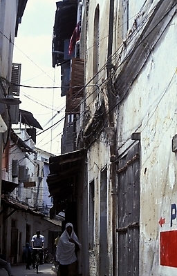 포토 JPG 주간 해외풍경 건축물 건축 주택 사람 풍경 빌딩 야외 건물 자전거 도시 상업시설 국내포토 자연요소 해외 바이크 시설 상업 파일형식