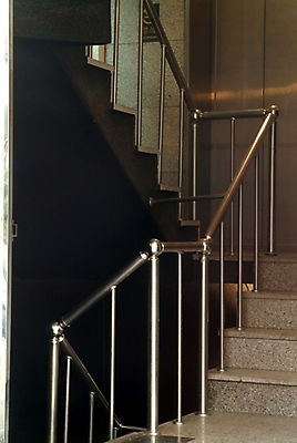 포토 JPG 주간 시설물 현대건축 건축 사람없음 야외 계단 건축부분 국내포토 자연요소 건축물 파일형식