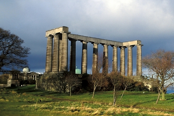 포토 JPG 주간 해외풍경 시설물 건축물 건축 유럽 고건축 유적 유적지 유럽건축 신전 사람없음 야외 건물 문화재 기둥 그리스신전 국내포토 자연요소 전통 해외 나라 서양건축 풍경 그리스 파일형식