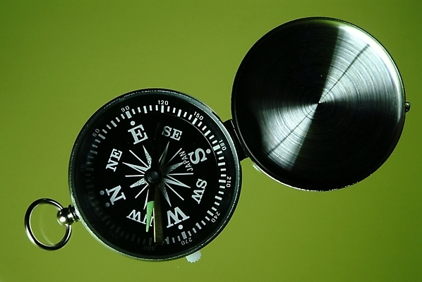 포토 JPG 스튜디오촬영 과학 실험기구 사람없음 나침반 방향 오브젝트 과학소품 국내포토 실내 파일형식