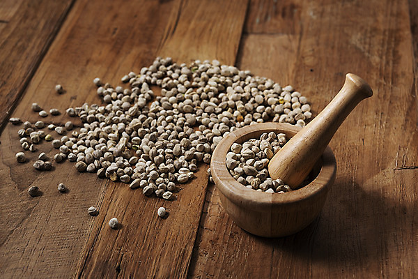 포토 JPG 스튜디오촬영 실내 누끼 사람없음 절구 건강식품 막자사발 건강식 웰빙음식 절굿공이 슈퍼푸드 모링가 나무배경 국내포토 웰빙 음식 백그라운드 건강 씨앗 내부 도구 사발 파일형식