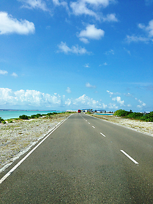 포토 JPG 해외이미지 도로 여행 교통시설 사람없음 야외 고속도로 방향 몰디브 길가 방법 해외202004 해외포토 아시아 길 교통 시설 파일형식 이미지허브