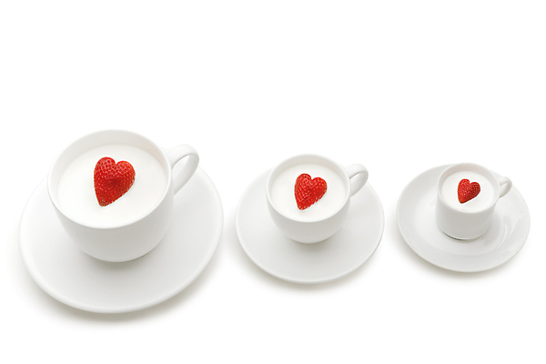 포토 JPG 해외이미지 모양 열매 음료 선 음식 다이어트 과일 벽지 딸기 디저트 건강 사람없음 컵 빨간색 우유 흰색 하트 신선 액체 달콤 맛 아침식사 상품 컵받침 심볼 크림 오브젝트 서식 치수 내추럴 떨림 고립 백자 줄서기 칼슘 해외202004 해외포토 식물 식기 컬러 컨셉 모션 유제품 식사 도자기 받침대 파일형식 이미지허브