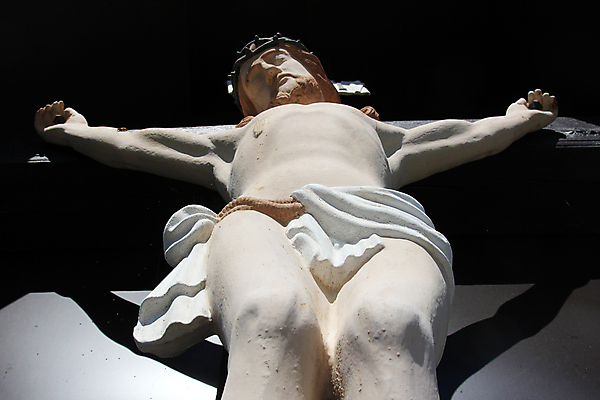 포토 JPG 해외이미지 기독교 종교 조각 여행 십자가 부활절 사람없음 조각상 교회 믿음 희망 천주교 기도 죽음 예수 영혼 황금 축복 심볼 리더 신성 희생 천국 크로아티아 부족 신앙심 웅장함 해외202004 영광군 해외포토 기념일 감정 유럽 컨셉 종교건축 건물 조형물 신_종교 전라남도 파일형식 이미지허브