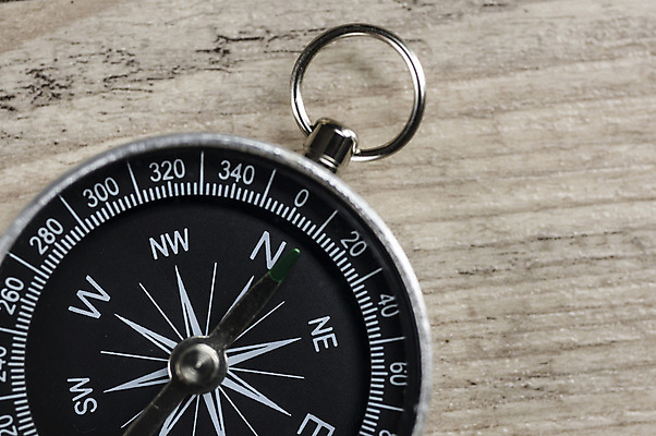 포토 JPG 해외이미지 여행 백그라운드 컨셉 지도 비즈니스 사람없음 탐험 기구 중세 목표 나침반 방향 오브젝트 자연백그라운드 북쪽 동쪽 네비게이션 남쪽 그런지 옛날 해외202004 해외포토 자연 역사 파일형식 이미지허브