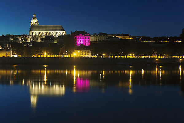 포토 JPG 해외이미지 건축양식 풍경 사람없음 야외 건물 빛 강 반사 마을 프랑스 도시 야간 파리_프랑스 해외202004 해외포토 자연요소 건축물 건축 유럽 파일형식 이미지허브