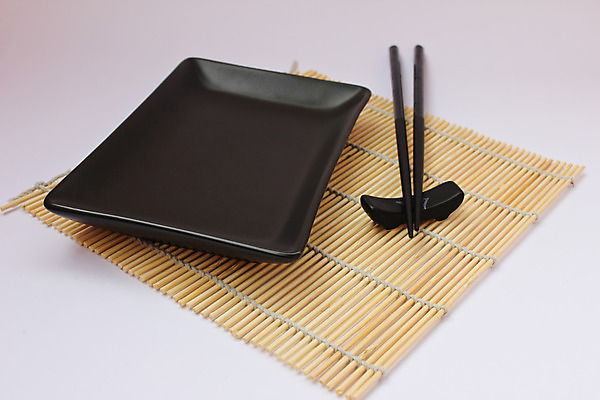 포토 JPG 해외이미지 전통 라이프스타일 문화 음식 백그라운드 패턴 밥 건강 어류 요리 동양인 사람없음 목재 주방 식당 일본 검은색 저녁식사 줄무늬 초밥 기구 공구 막대기 해조류 먹기 해산물 대나무 질감 롤 공급 해외202004 해외포토 나무 아시아 컬러 무늬 재료 모션 인종 생활 상점 식사 수중동물 도구 해양식물 일본음식 파일형식 이미지허브